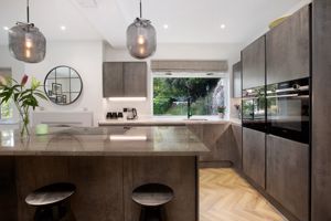 Photo 18- click for photo gallery